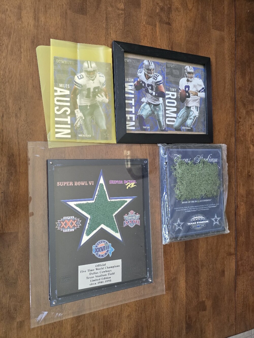 Dallas Cowboys Framed Memorabilia with Player Cards